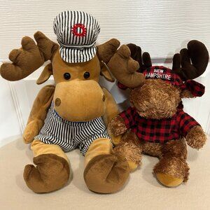 Bundle: (2) Moose Plushy